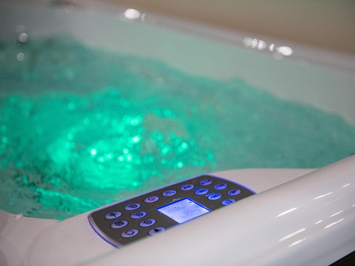 Aquamarina Apartment Каляри Екстериор снимка