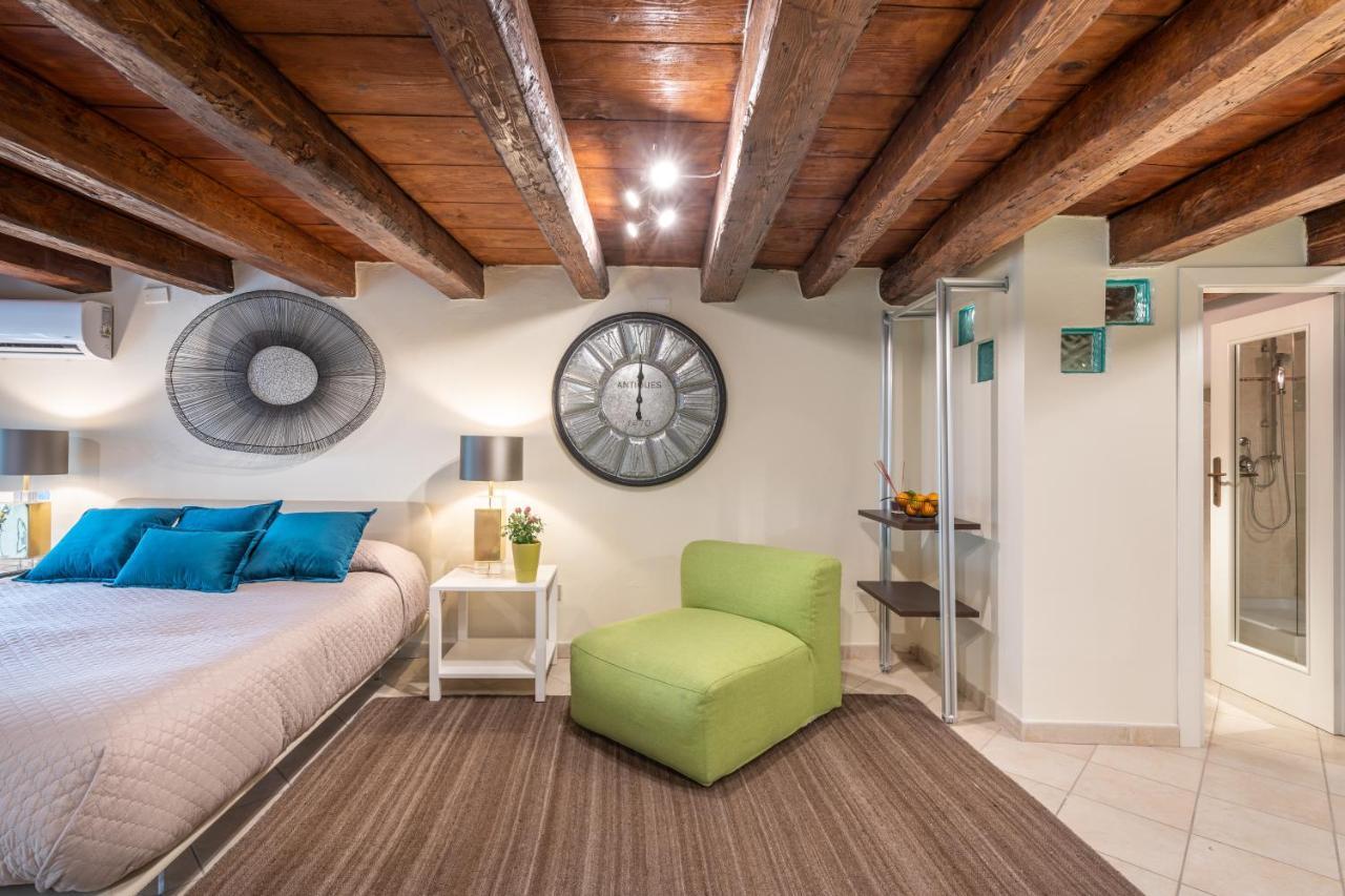 Aquamarina Apartment Каляри Екстериор снимка
